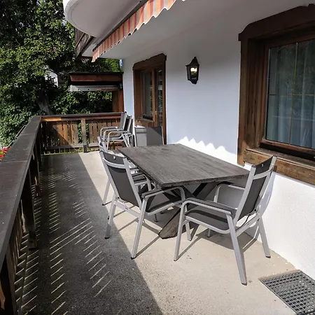 Rainer Kunterbunt Apartment