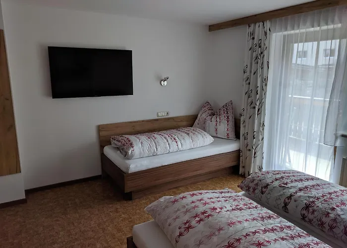 Rainer Kunterbunt Апартаменты Леоганг